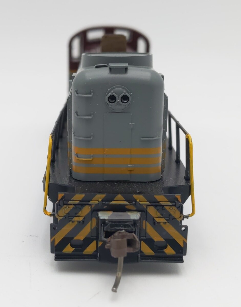 Atlas 8150 HO Scale Canadian Pacific RS-3 Diesel Locomotive #8436 EX