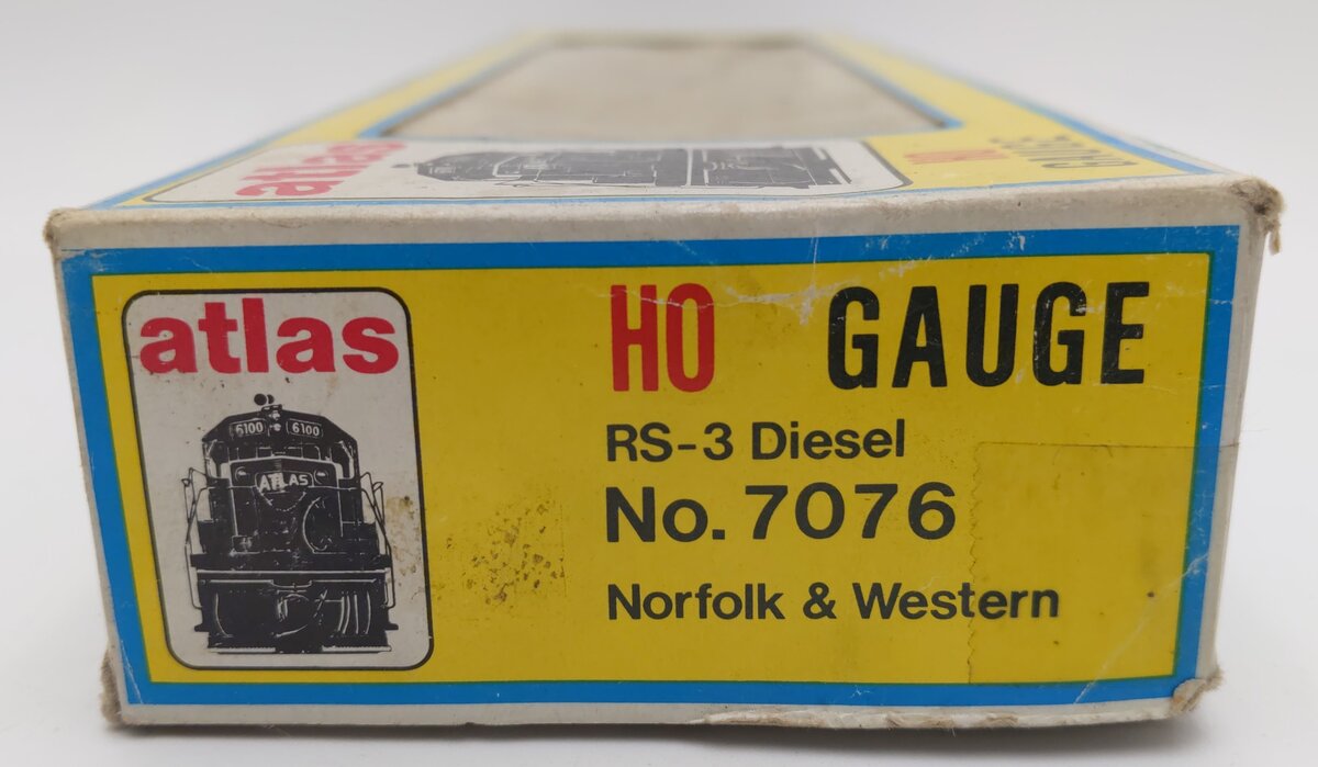 Atlas 8150 HO Scale Canadian Pacific RS-3 Diesel Locomotive #8436 EX