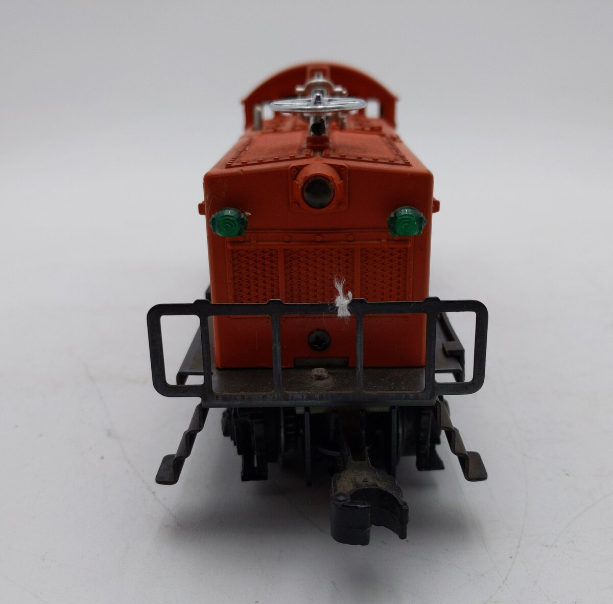 Lionel 6-8111 O Gauge DT&I NW-2 Switcher Diesel Locomotive EX