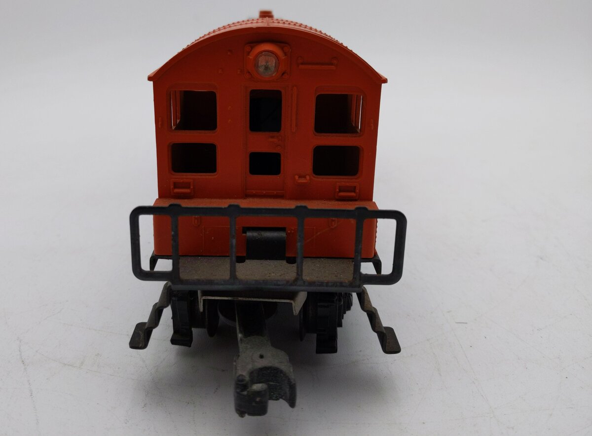 Lionel 6-8111 O Gauge DT&I NW-2 Switcher Diesel Locomotive EX