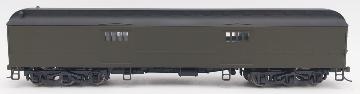 Rivarossi HR4085 HO Unlettered Painted Pullman 60' Heavyweight Baggage Car