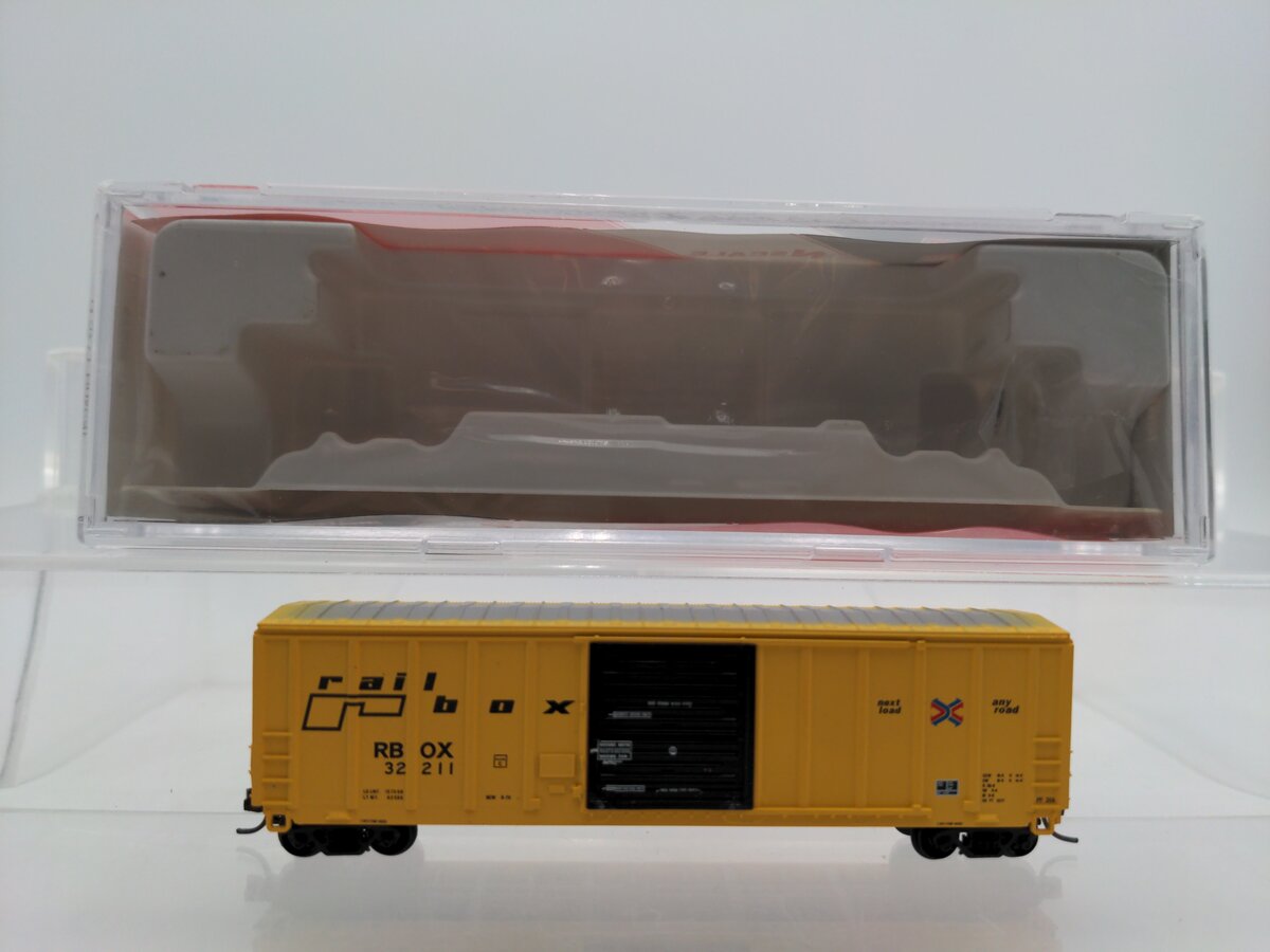 InterMountain 67509-17 N Scale Rail box Box Car #32211 LN/Box