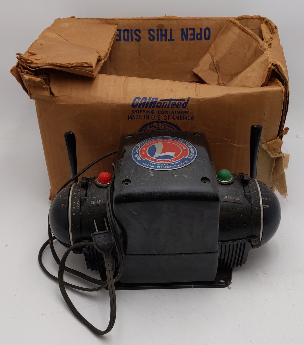 Lionel ZW Vintage O Trainmaster 275 Watt Transformer with Whistle EX/Box
