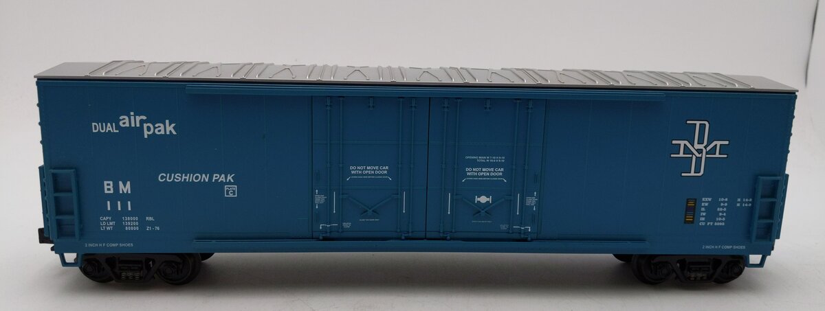MTH 20-93028 O Gauge Boston & Maine 50' Waffle Box Car #111 LN