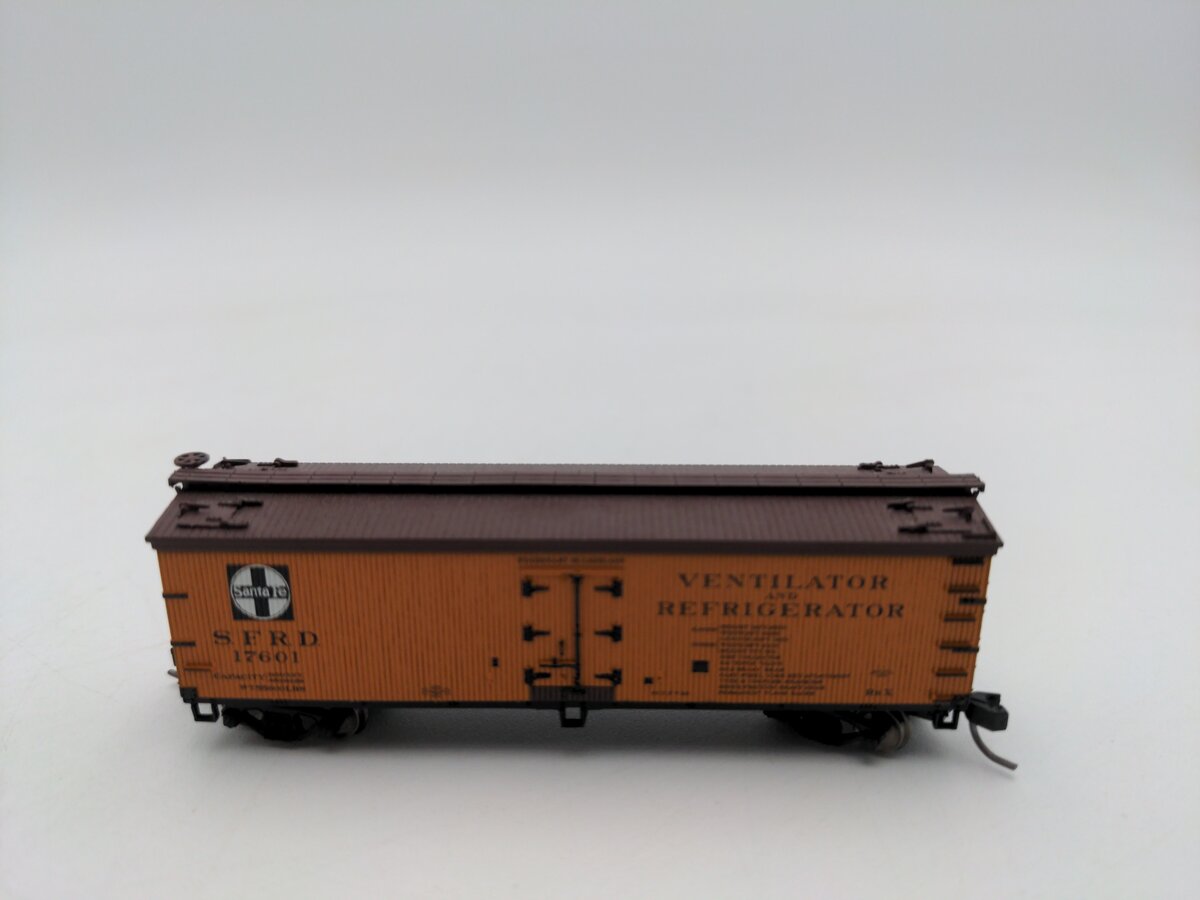 Atlas 50005505 N Scale Atchison, Topeka & Santa Fe 40' Wood Reefer #17601