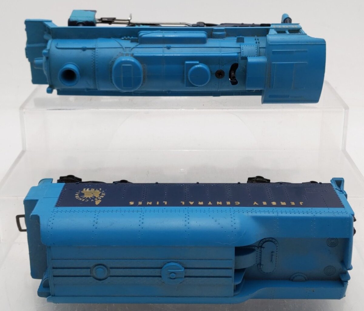 Lionel 6-8303 O Gauge Jersey Central 2-4-2 Steam Locomotive & Tender #8303 VG