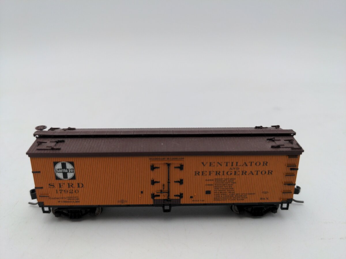 Atlas 50005507 N Atchison, Topeka & Santa Fe 40' Wood Reefer #17920  LN/Box