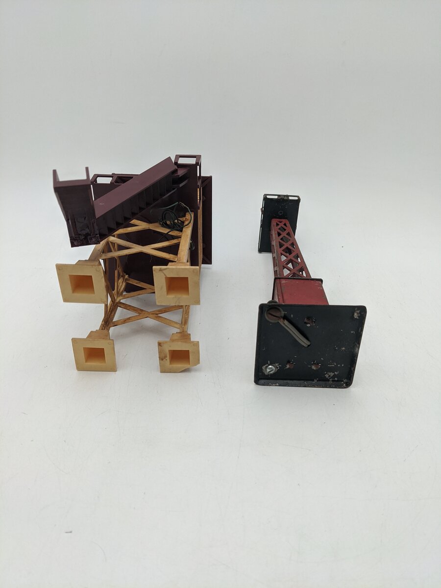 Lionel & Marx Assorted Accessories [5] VG