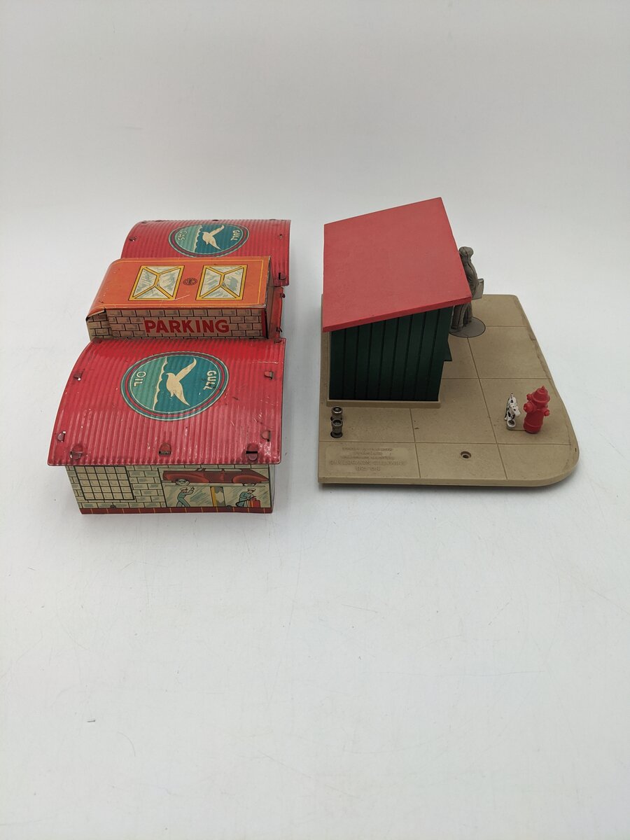Lionel & Marx Assorted Buildings [2] VG