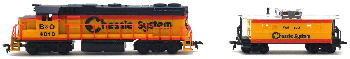 Life-Like HO Scale Balt. & Ohio Chessie System Diesel Locomotive & Caboose #4810 EX/Box