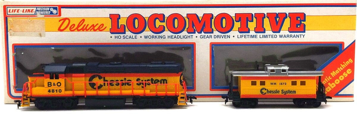 Life-Like HO Scale Balt. & Ohio Chessie System Diesel Locomotive & Caboose #4810 EX/Box