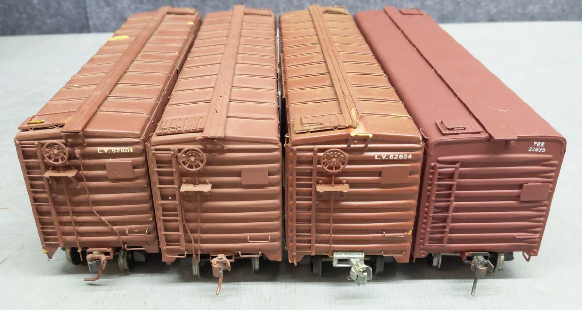 Assorted O Scale 2-Rail Custom Painted  Boxcars [4]
