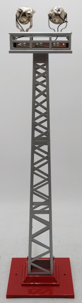 MTH 10-1044 Standard Gauge #92 Flood Light Towers Silver with Red Base EX