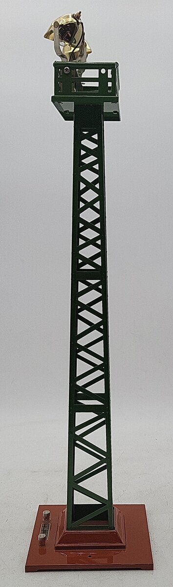 MTH 10-1044 Standard Gauge #92 Flood Light Towers Green w/Brown Base EX