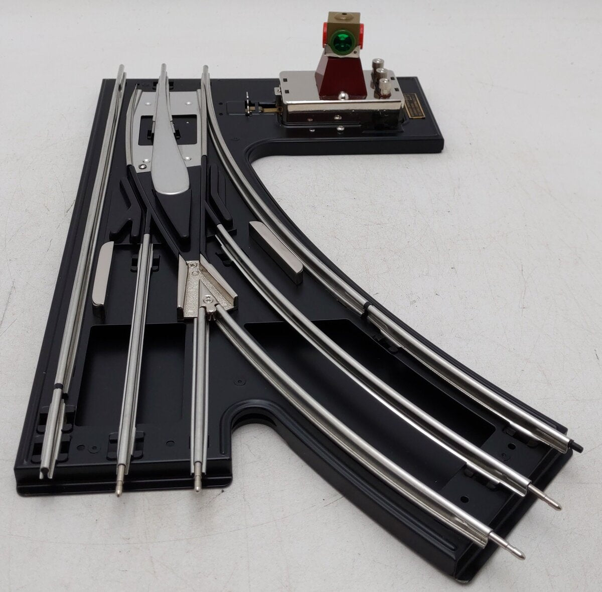MTH 11-99047 Standard Gauge Tinplate Black Left Hand 42 Inch Remote Switch Track EX/Box