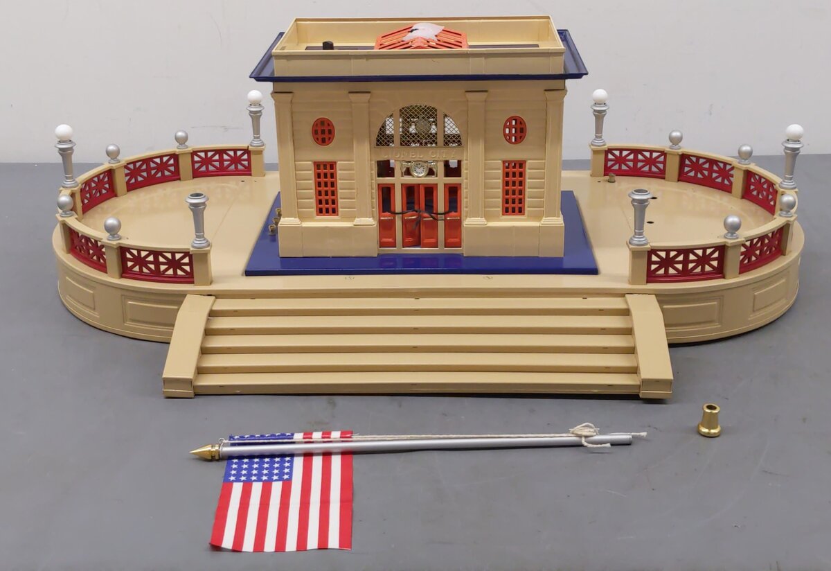 T-Reproductions 6-34117 Standard Gauge Illumintated Station and Terrace #128 VG