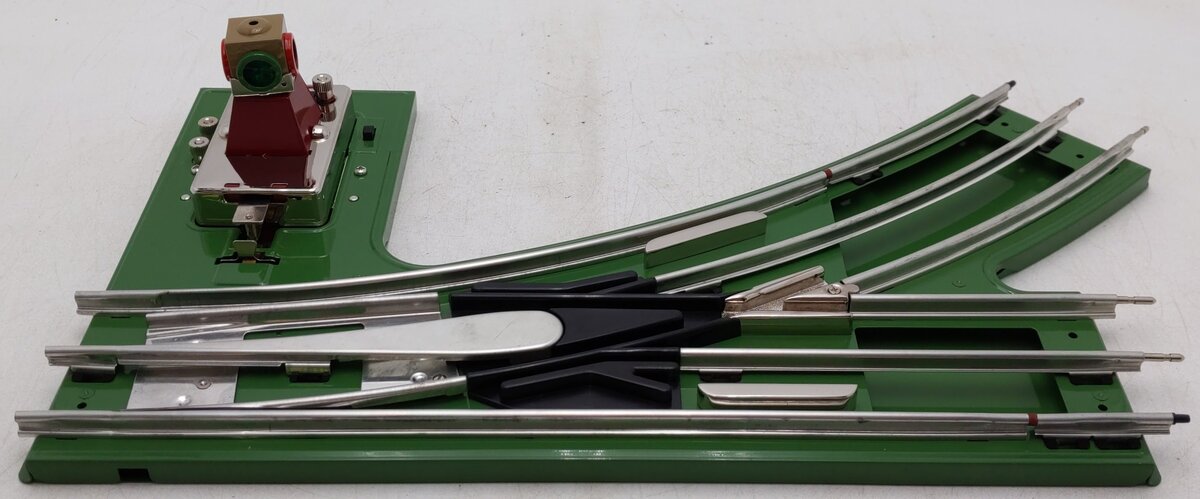 MTH 10-4002 Standard Gauge Left Hand 42 Inch Remote Switch EX/Box