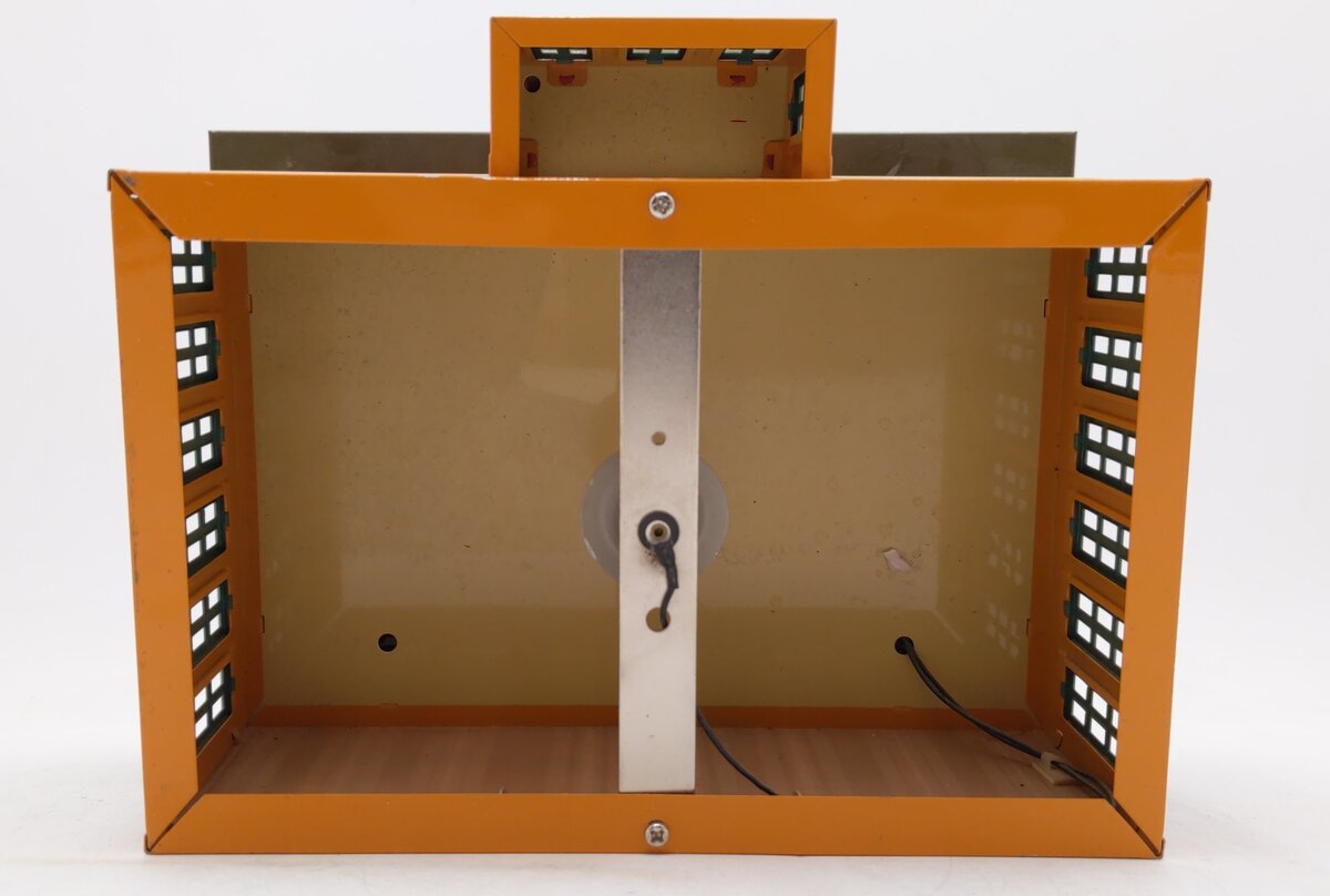 MTH 10-1121 Standard Gauge Switch Tower #437 EX