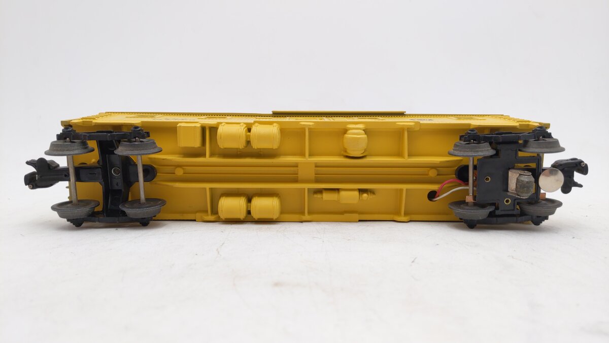 Lionel 6-5724 O Gauge Pennsylvania Illuminated Bunk Car #5724 EX/Box