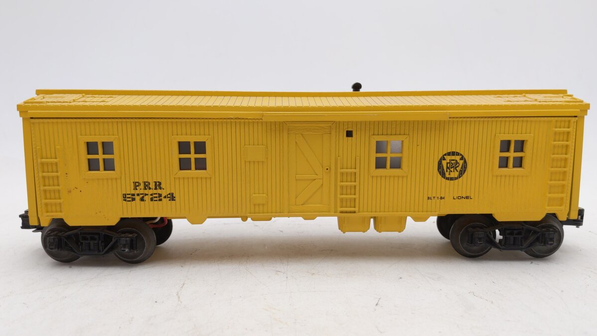 Lionel 6-5724 O Gauge Pennsylvania Illuminated Bunk Car #5724 EX/Box