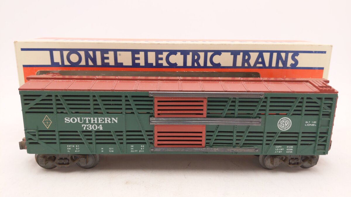 Lionel 6-7304 O Gauge Southern Double Door Stock Car #7304 VG/Box