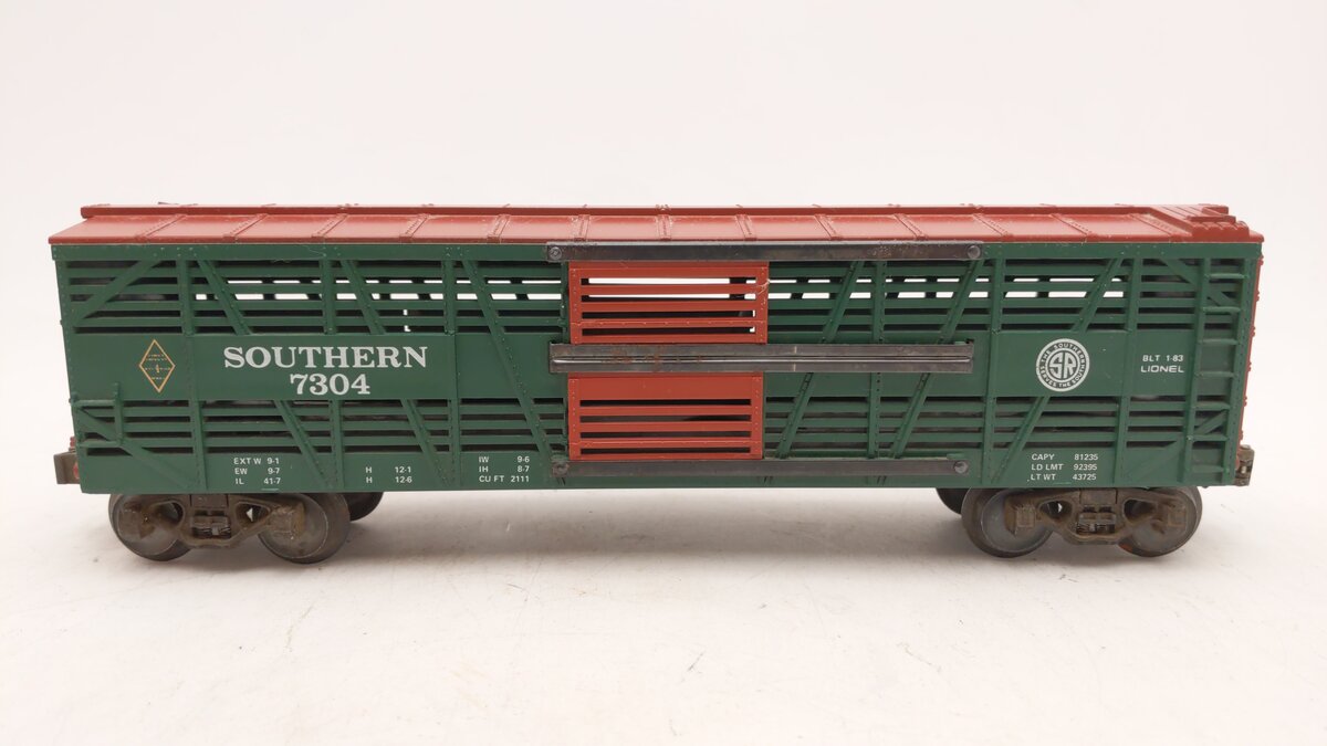 Lionel 6-7304 O Gauge Southern Double Door Stock Car #7304 VG/Box