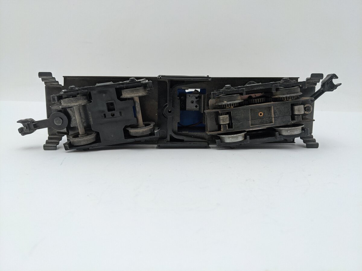 Lionel 6-8010 O Gauge Santa Fe AT&SF NW2 Diesel Locomotive #8010 EX