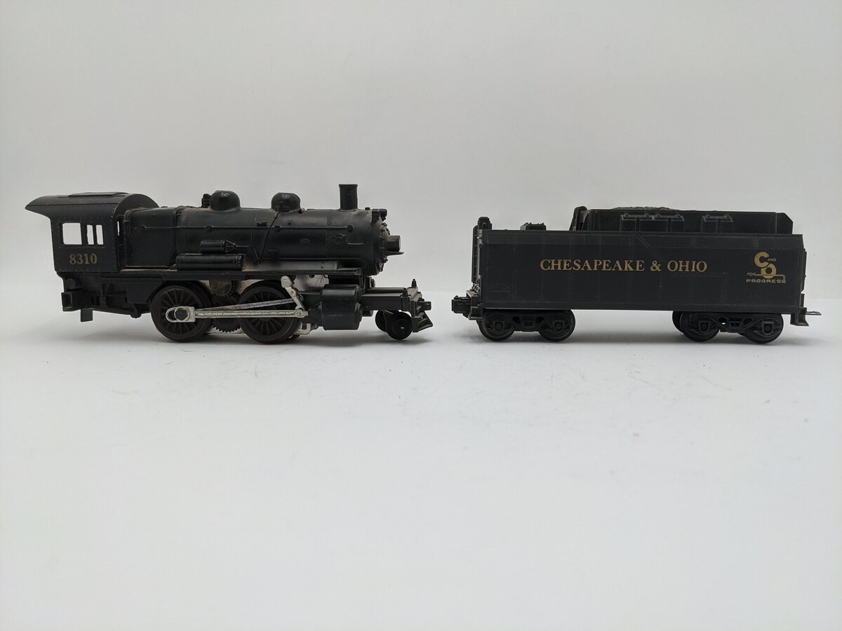 Lionel 6-8310 Chesapeake & Ohio 2-4-0 Steam Locomotive And Tender VG