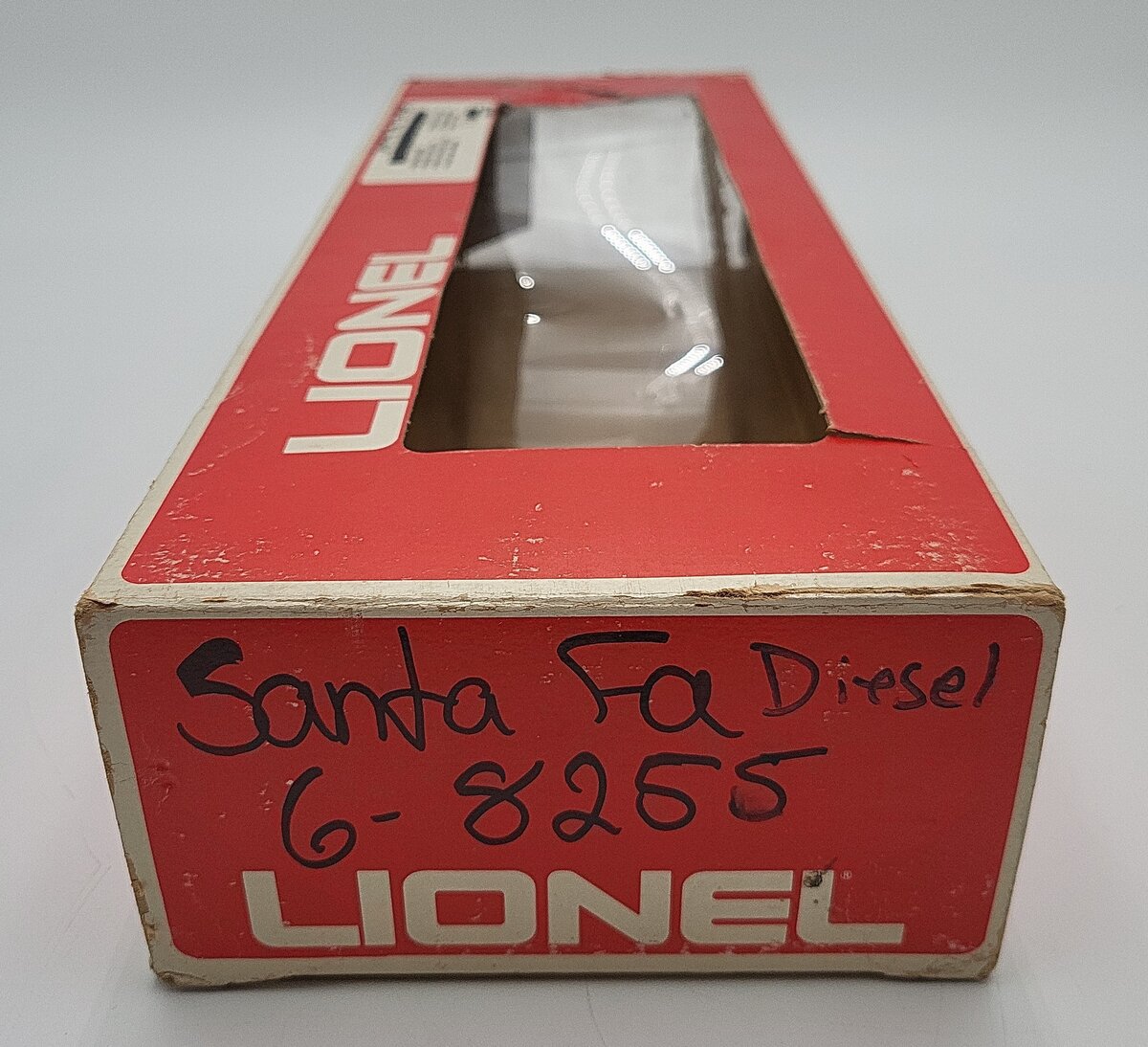 Lionel 6-8255 O Gauge Santa Fe GP-9 Dummy Diesel Locomotive VG/Box