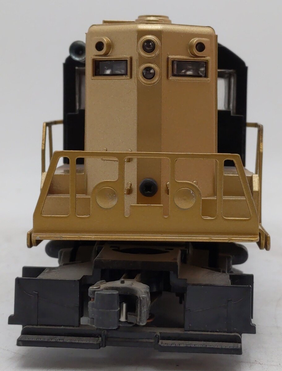 Lionel 6-8668 O Gauge Northern Pacific GP-9 Non-Powered Diesel Locomotive EX/Box