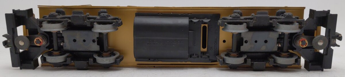 Lionel 6-8668 O Gauge Northern Pacific GP-9 Non-Powered Diesel Locomotive EX/Box