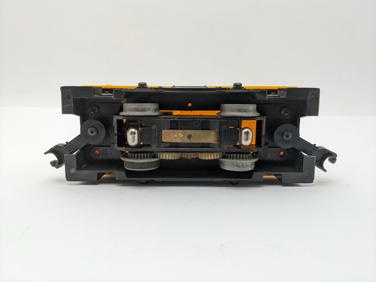 Lionel 6-8670 Chessie System Diesel Switcher EX