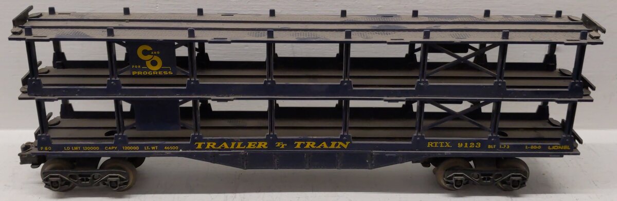 Lionel 6-9123 O Gauge Chesapeake and Ohio 3-Tier Auto Carrier Car EX/Box