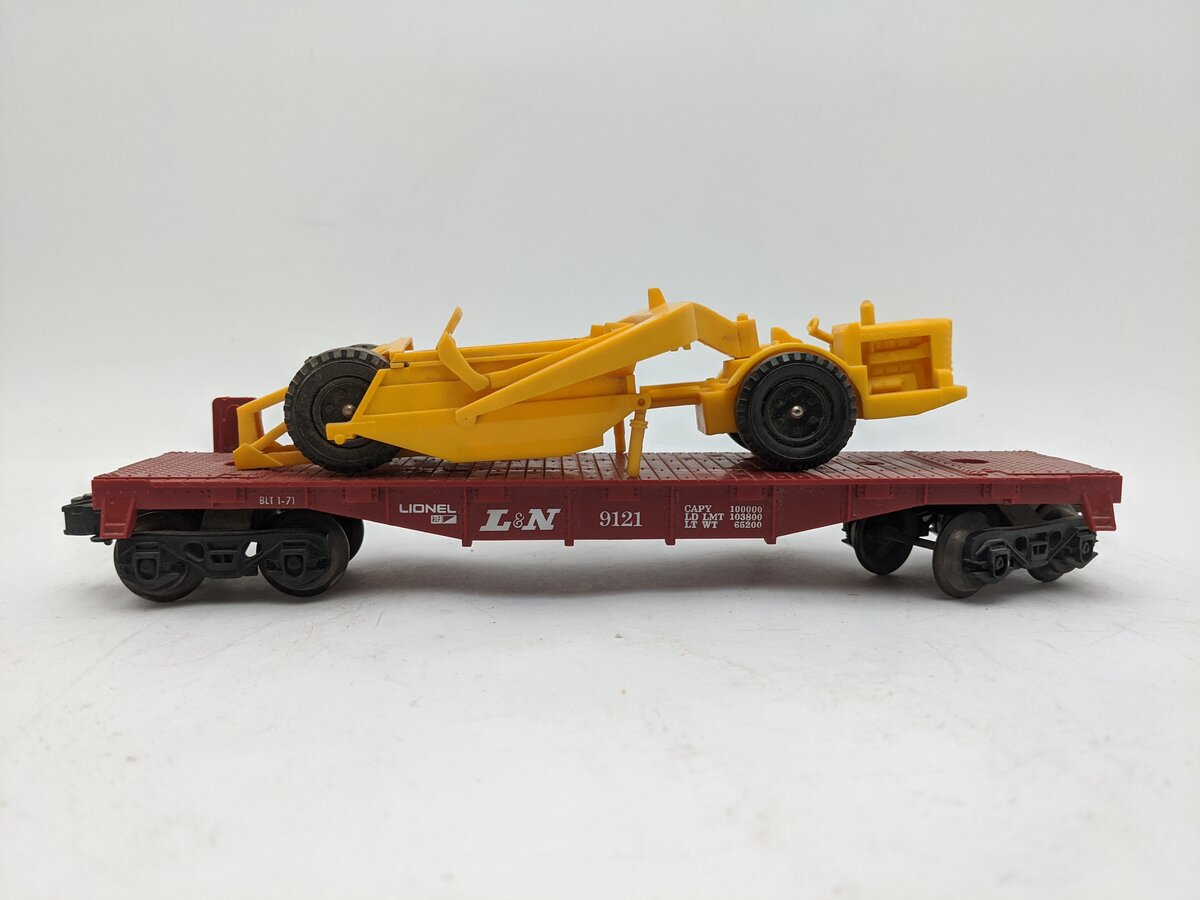 Lionel 6-9121 Louisville & Nashville Flatcar with Dozer & Scraper EX/Box