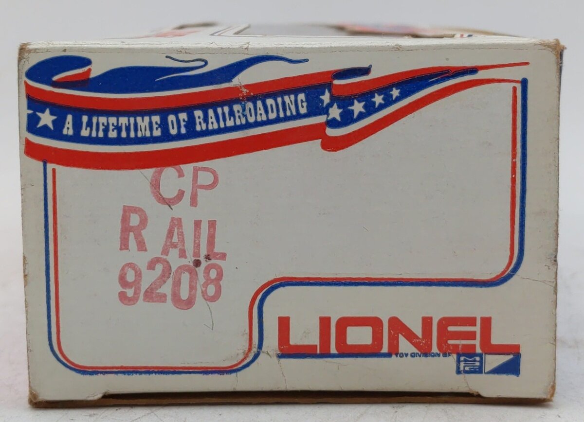 Lionel 6-9208 CP Rail Boxcar EX/Box