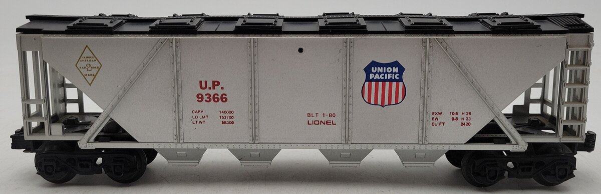 Lionel 6-9366 O Gauge Union Pacific Covered 4-Bay Hopper #9366 EX/Box