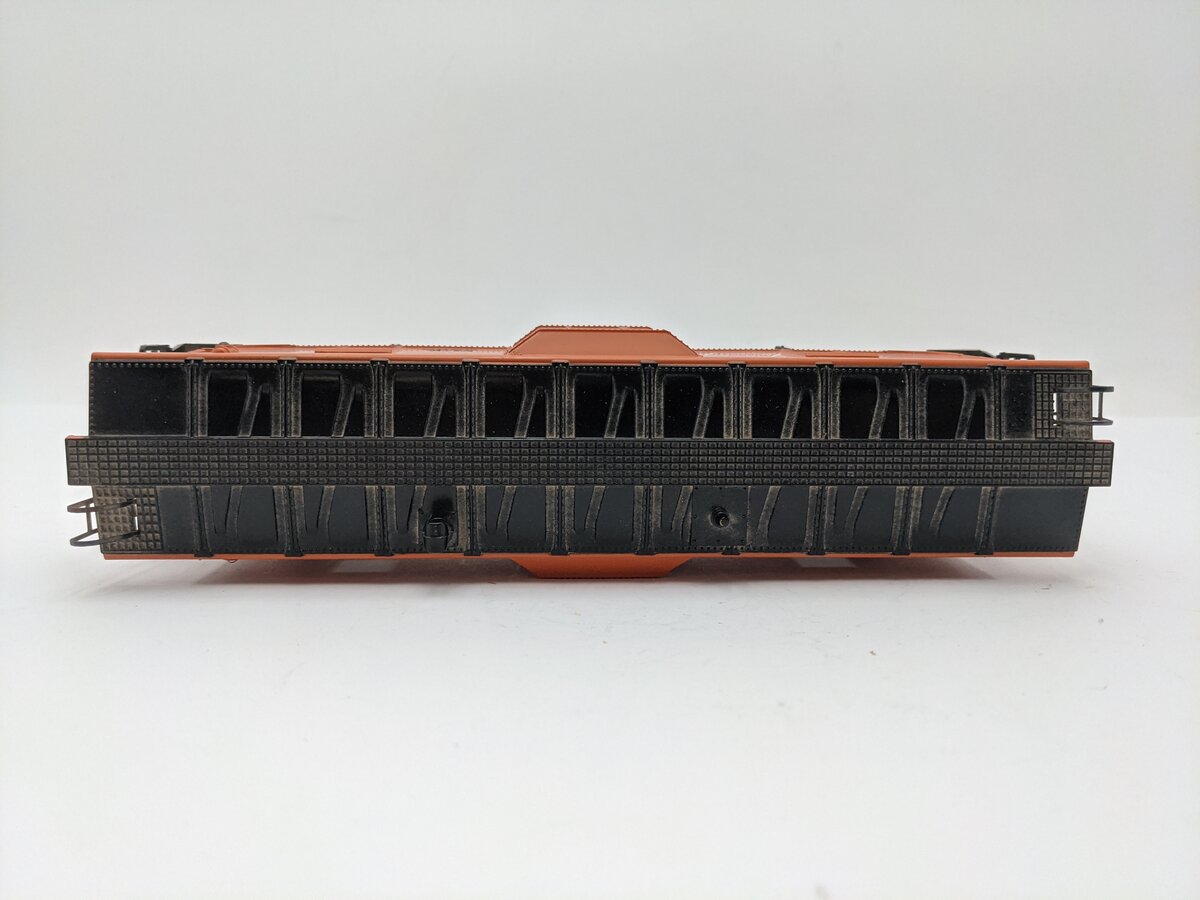 Lionel 6-9269 O Milwaukee Road Bay Window Caboose EX