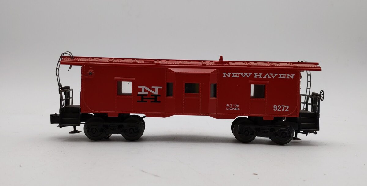 Lionel 6-9272 O Gauge New Haven Bay Window Lighted Caboose LN/Box