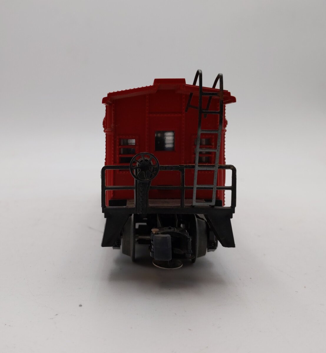 Lionel 6-9272 O Gauge New Haven Bay Window Lighted Caboose LN/Box