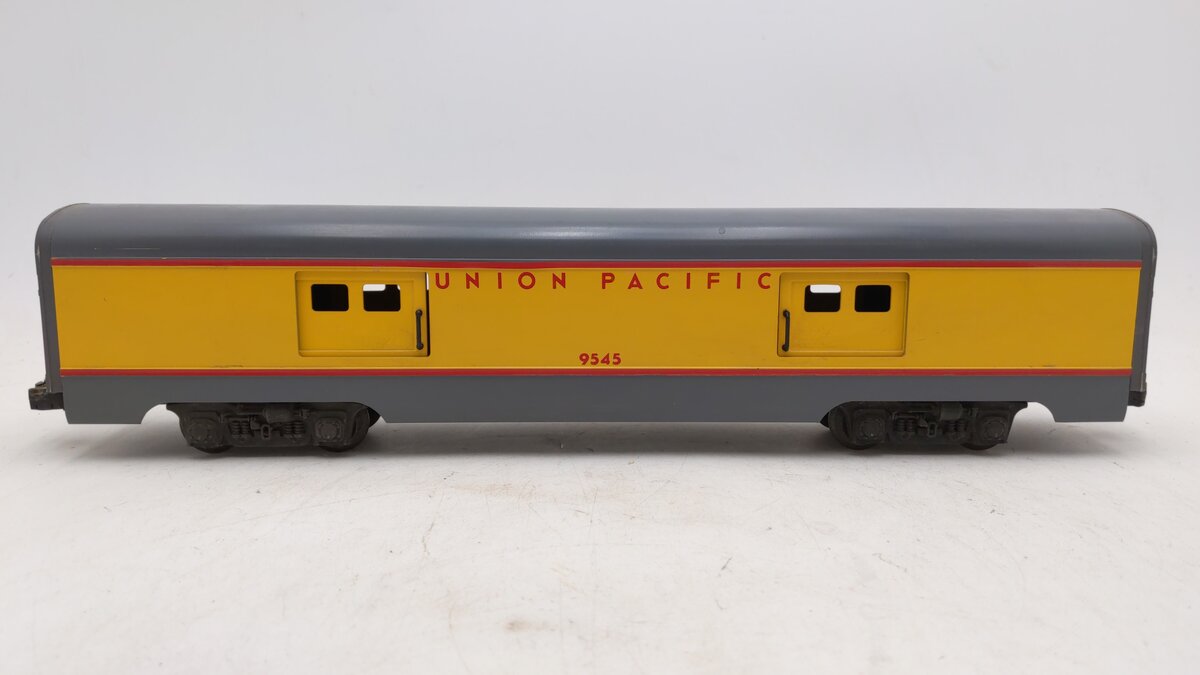 Lionel 6-9545 O Gauge Union Pacific Smooth Side Baggage Car #9545 EX
