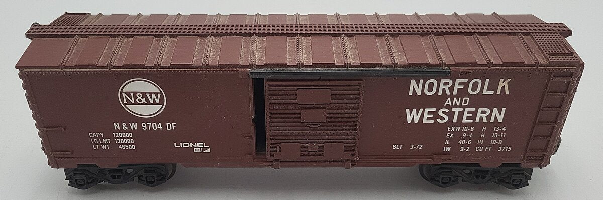Lionel 6-9704 O Gauge Norfolk and Western Tuscan Boxcar VG/Box