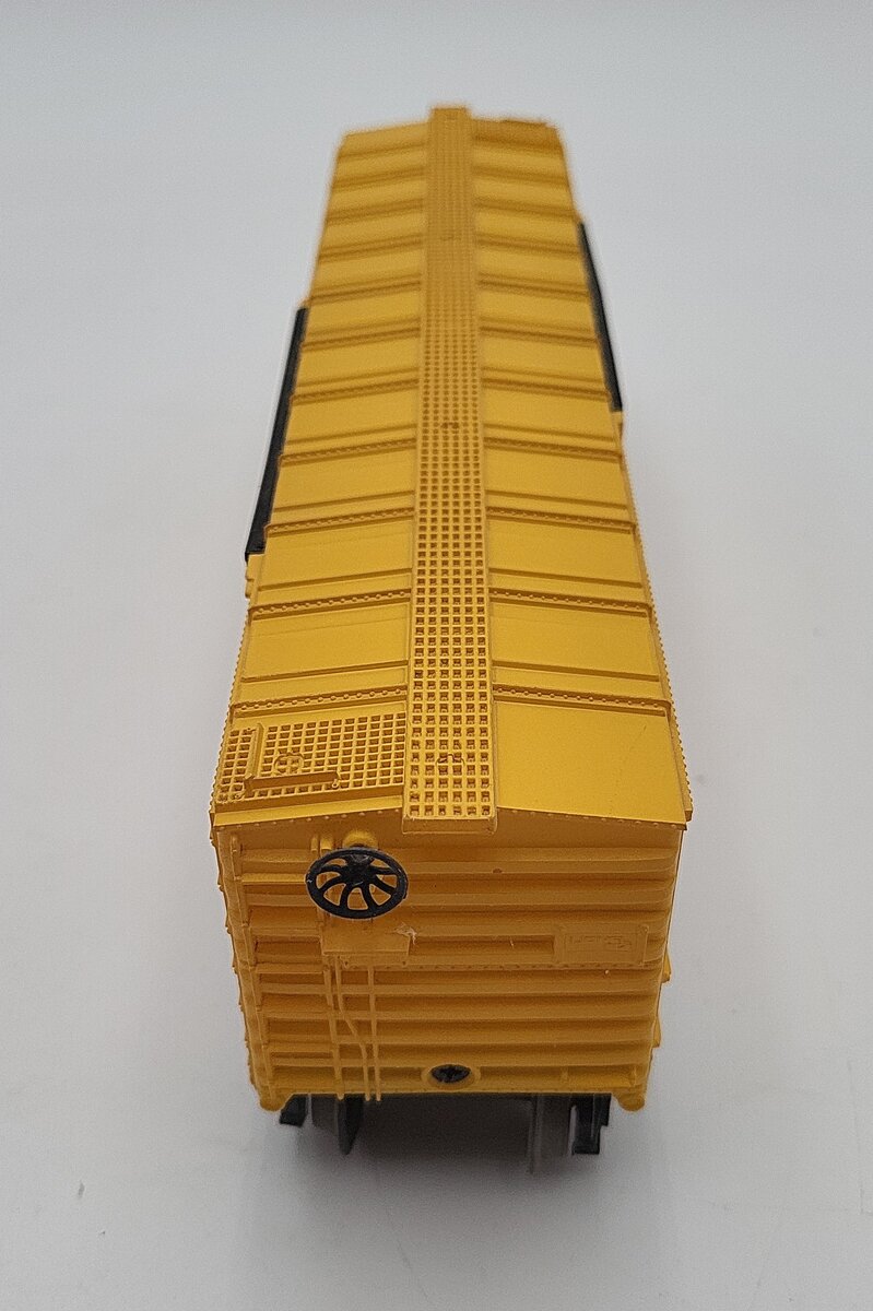 Lionel 6-9753 O Gauge Maine Central Boxcar EX/Box