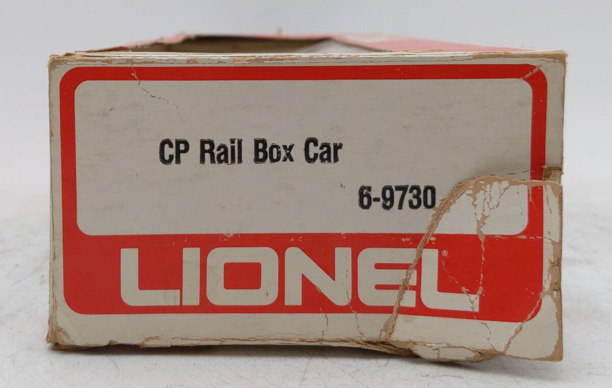 Lionel 6-9730 O Gauge CP Rail Boxcar - White Letter Version VG/Box