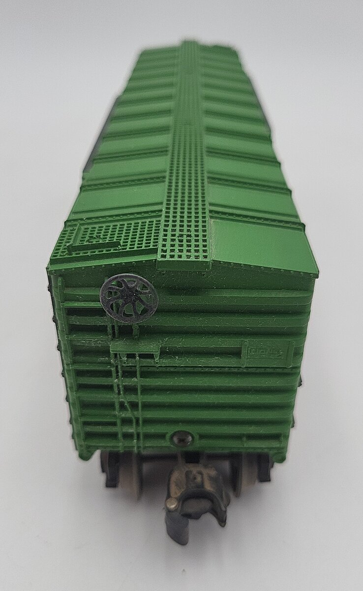 Lionel 6-9713 O Gauge Canadian Pacific Green Boxcar EX/Box
