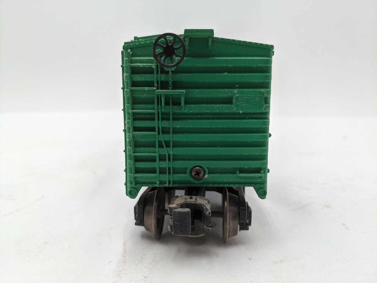 Lionel 6-9716 O Gauge Penn Central Boxcar EX/Box