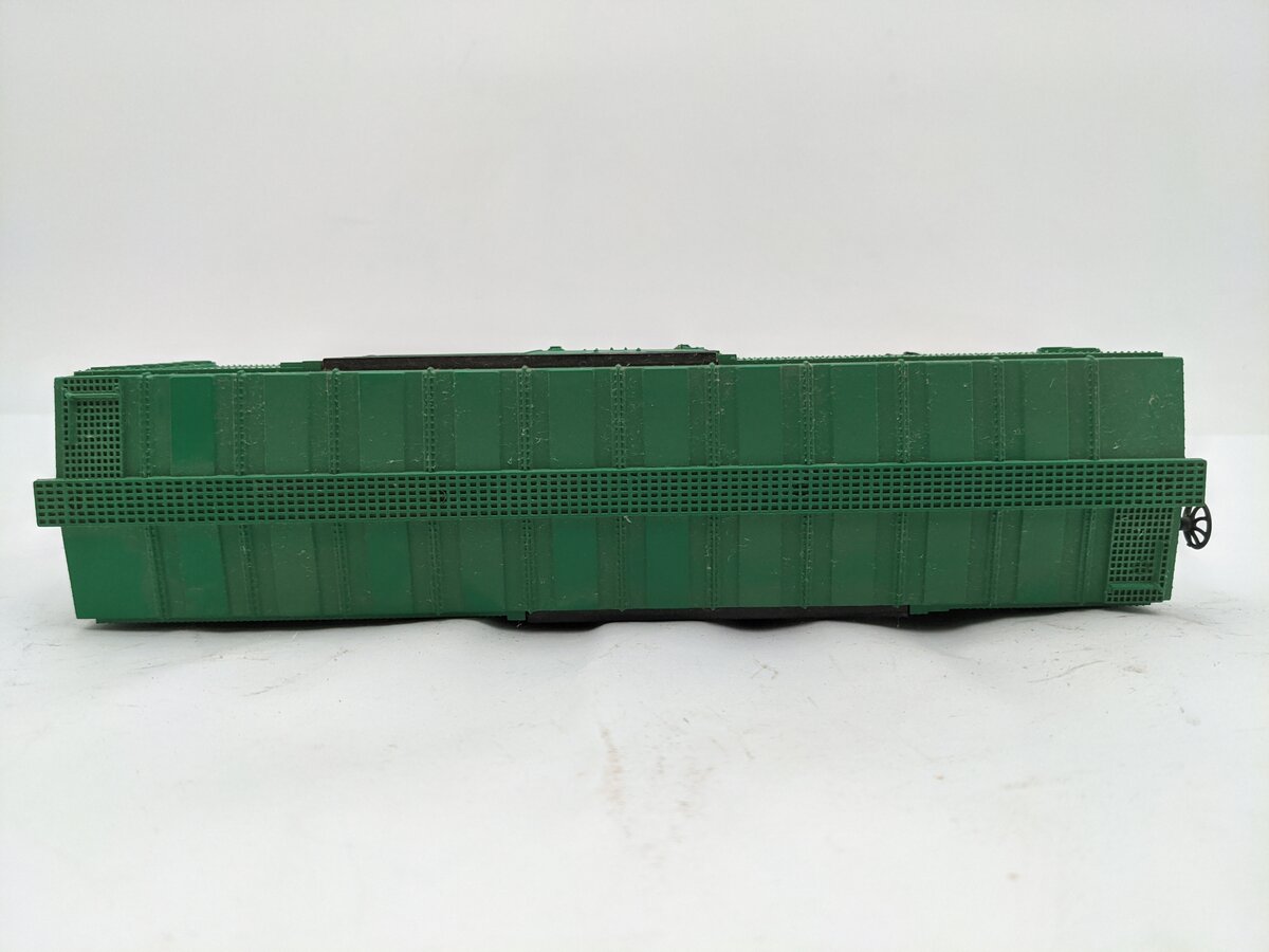 Lionel 6-9716 O Gauge Penn Central Boxcar EX/Box
