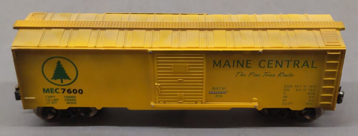 Menards 279-0869 O Maine Central Boxcar #7401 LN/Box