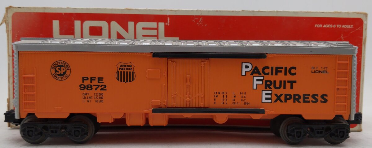 Lionel 6-9872 O Gauge Pacific Fruit Express Billboard Reefer Car EX/Box