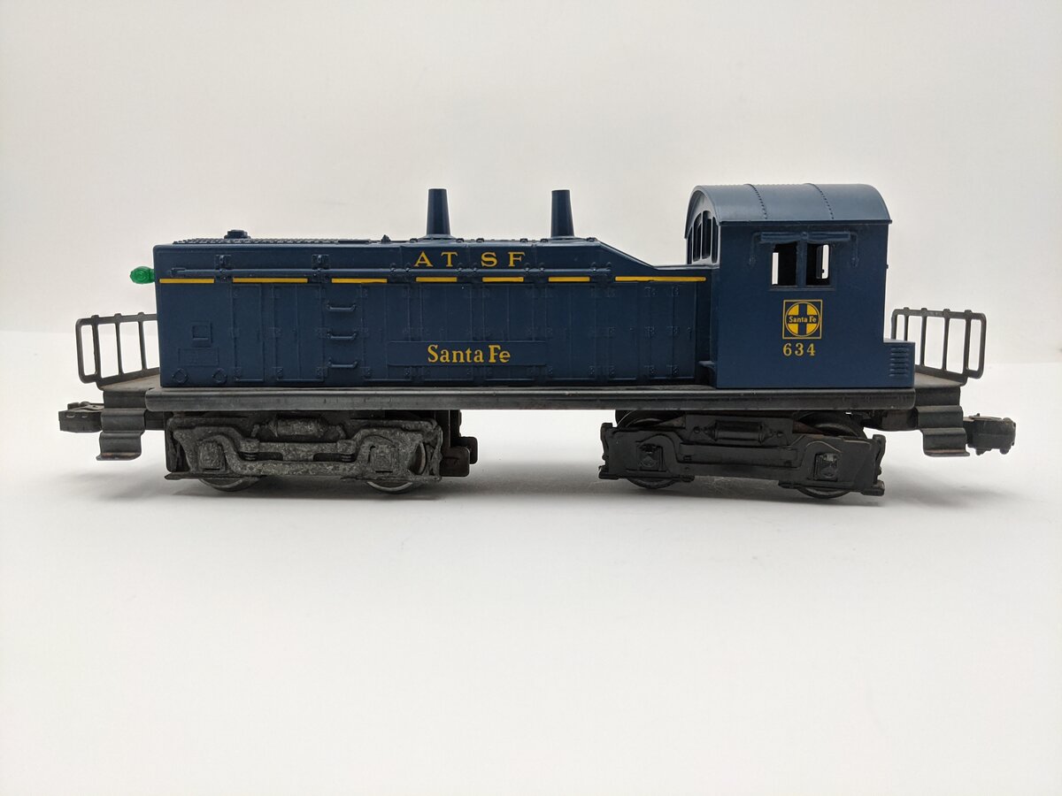 Lionel 634 Vintage O Santa Fe NW-2 Diesel Switcher Locomotive w/Weight EX