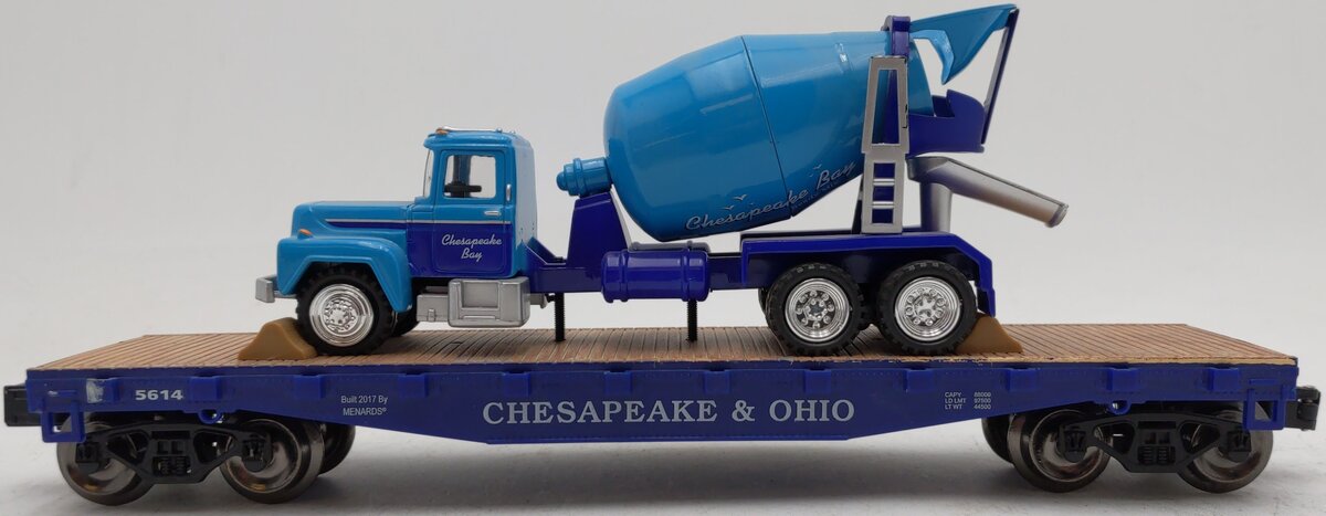 Menards 279-3178 O Gauge C&O Flatcar w/ Cement Truck #5614 EX/Box